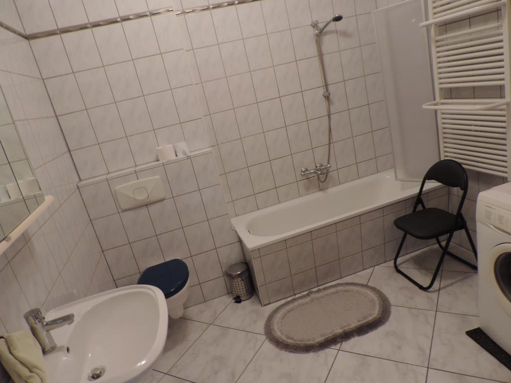 Gaestehaus Andreasstrasse Ерфурт Екстериор снимка